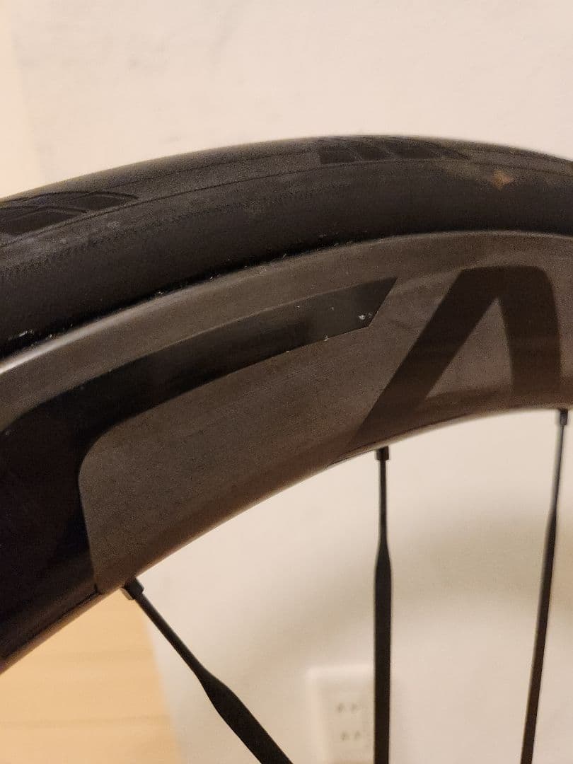 CADEX 50 Ultra Disc tubeless タイヤ、バック付