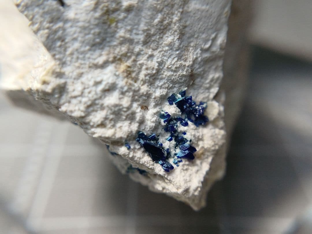 ご*う様 国産鉱物　逸見石　7.5mm　原石　ヘンミライト　鉱物標本