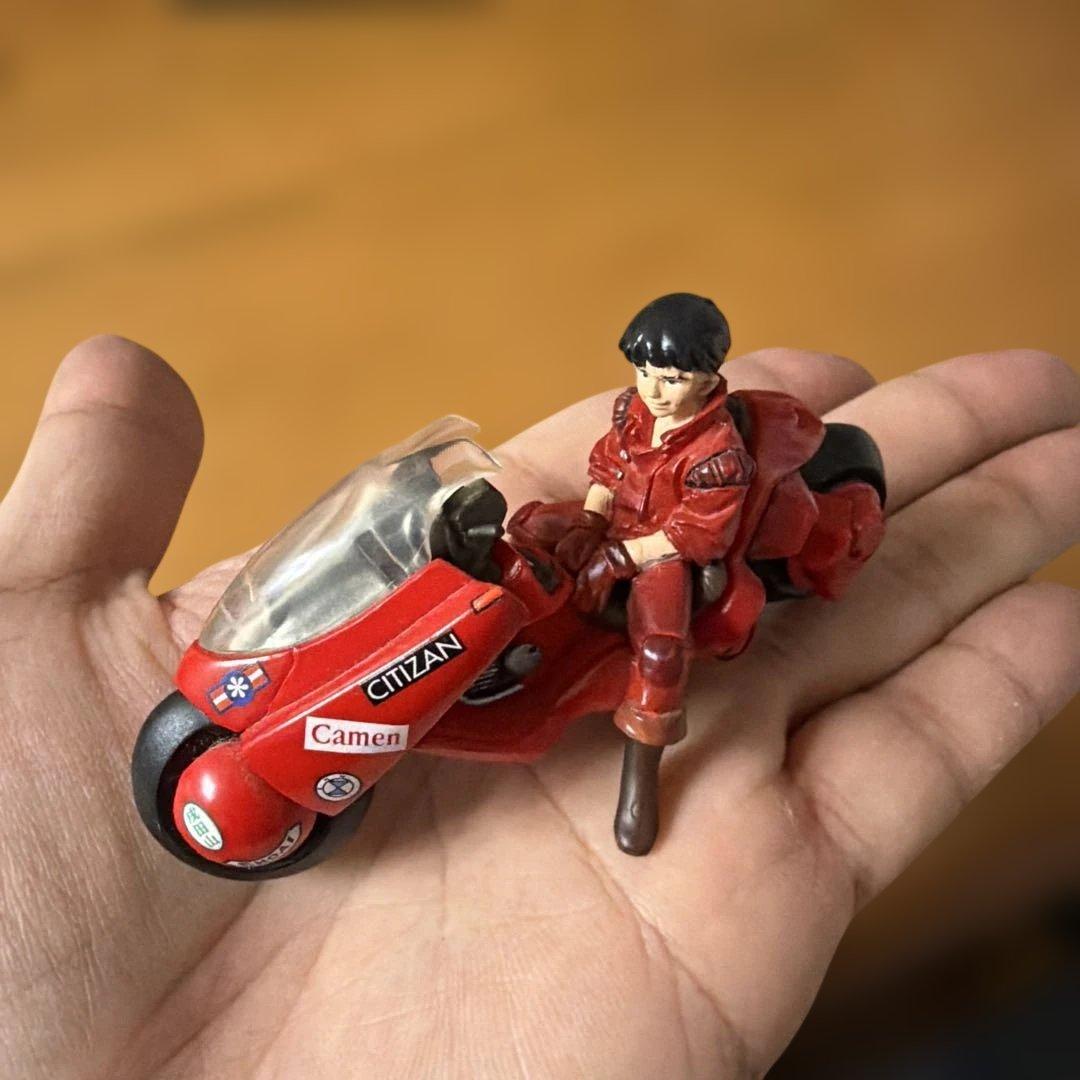 AKIRA漫画 1-6巻 + DVD ＋アートブック＋フィギア