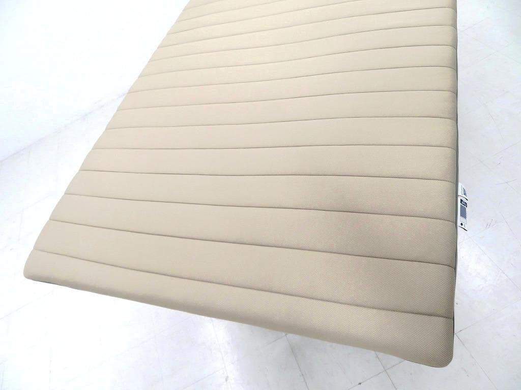 展示品　エアウィーヴ　四季布団　セミダブル　ベッド　マットレス　折り畳み