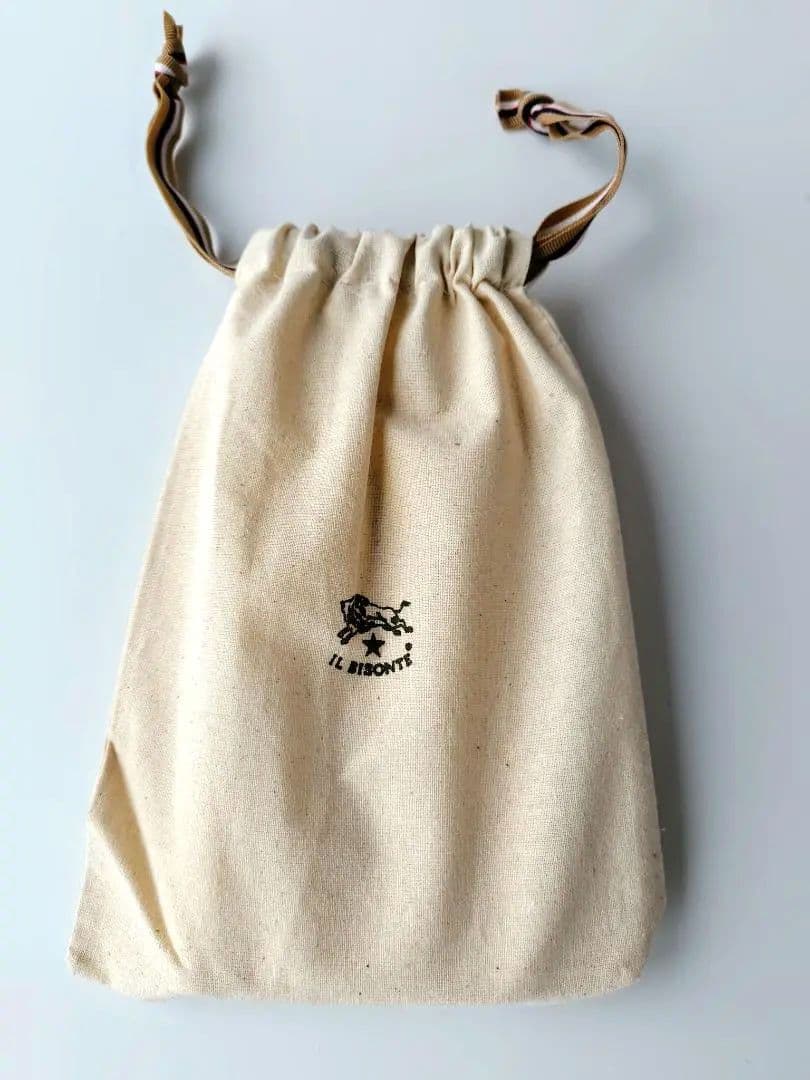 ★未使用★ イルビゾンテ アイボリー 長財布 ジッパー式