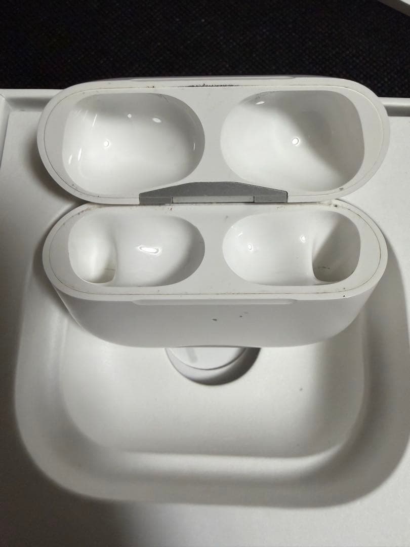 iPhone SE3 256GB ミッドナイト　AirPods Pro セット