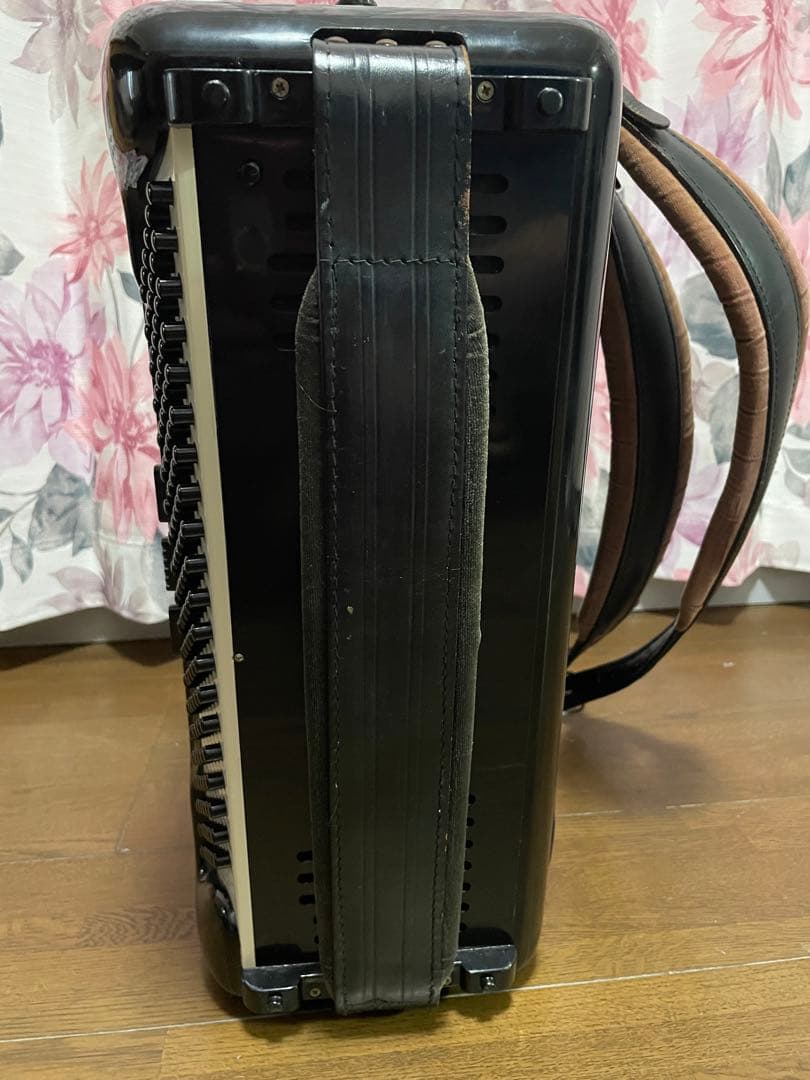 GIULIETTI アコーディオン ブラック　M52