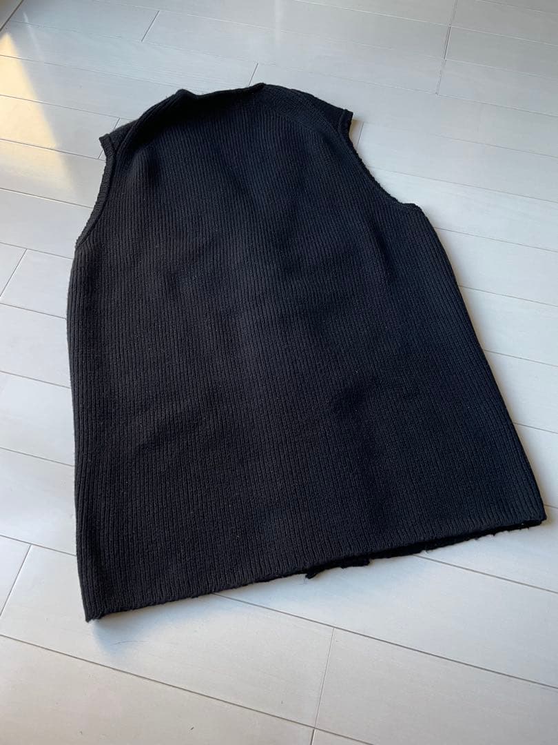 新品 lea boberg ベスト GABRIELA COLL GARMENTS