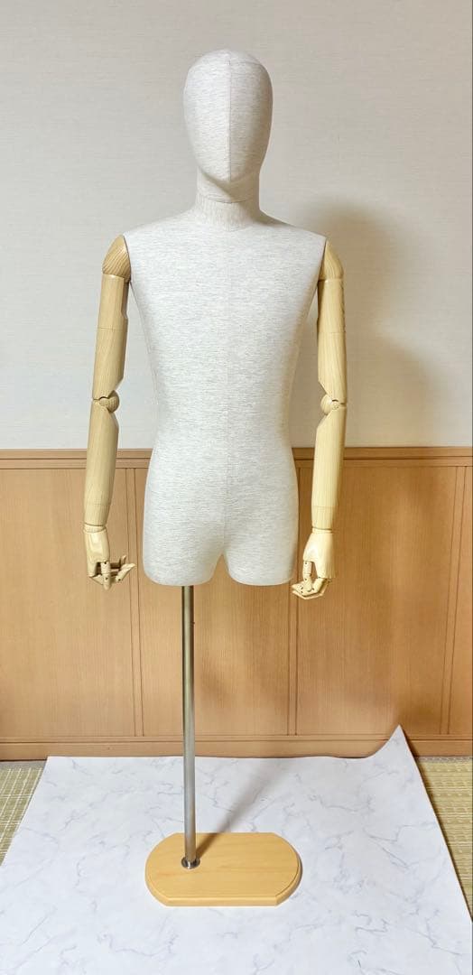 胸囲約94メンズトルソー　高さ調整可能　腕可動　パンツ対応可能　マネキン、ボディ