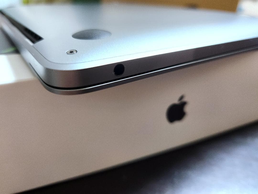 MacBook Pro 2020 M1 8GB MYD92J/A 箱付き