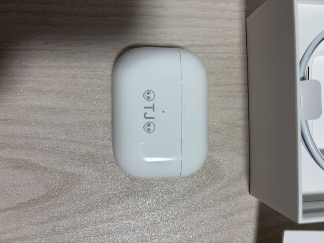 AirPods Pro (第2世代)本体 充電ケース付き