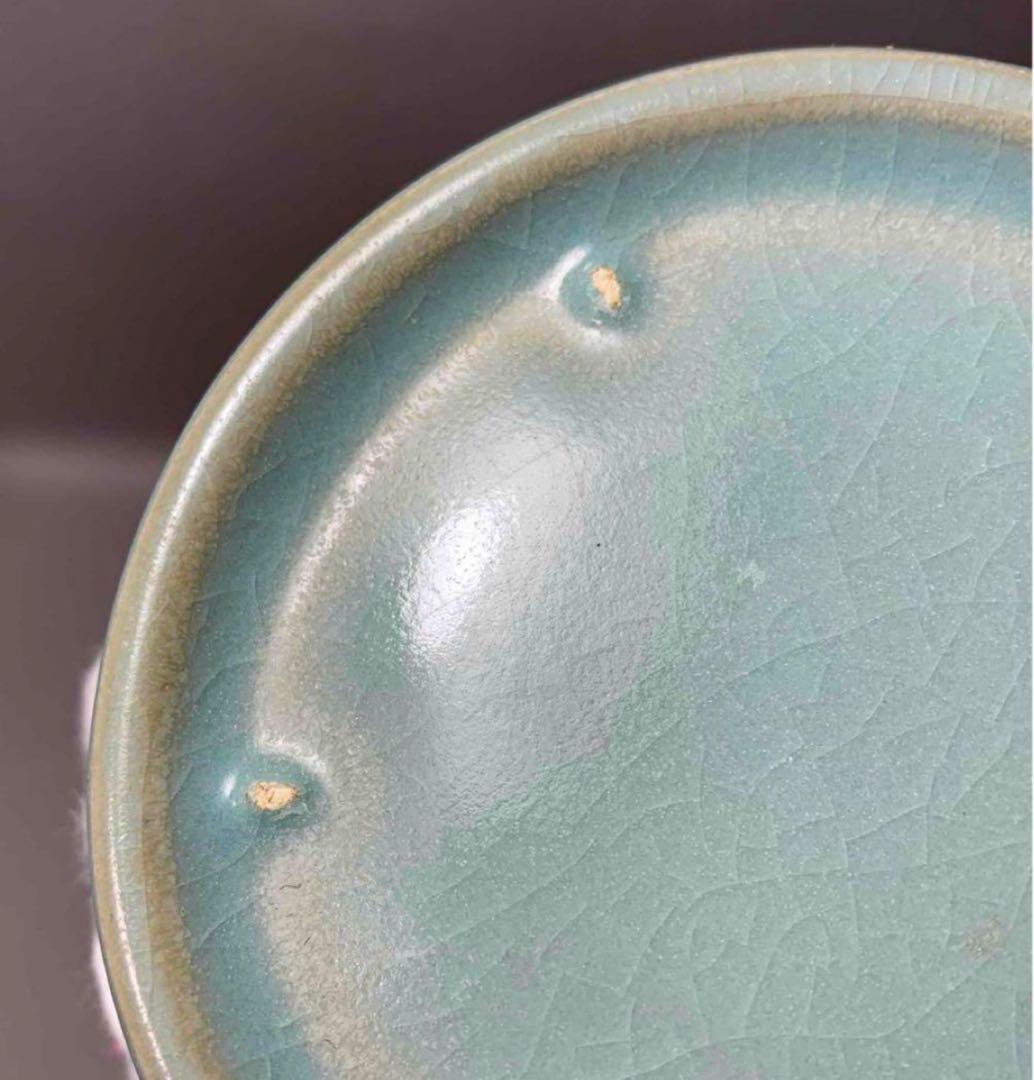 中国 肩に筋入り梅瓶