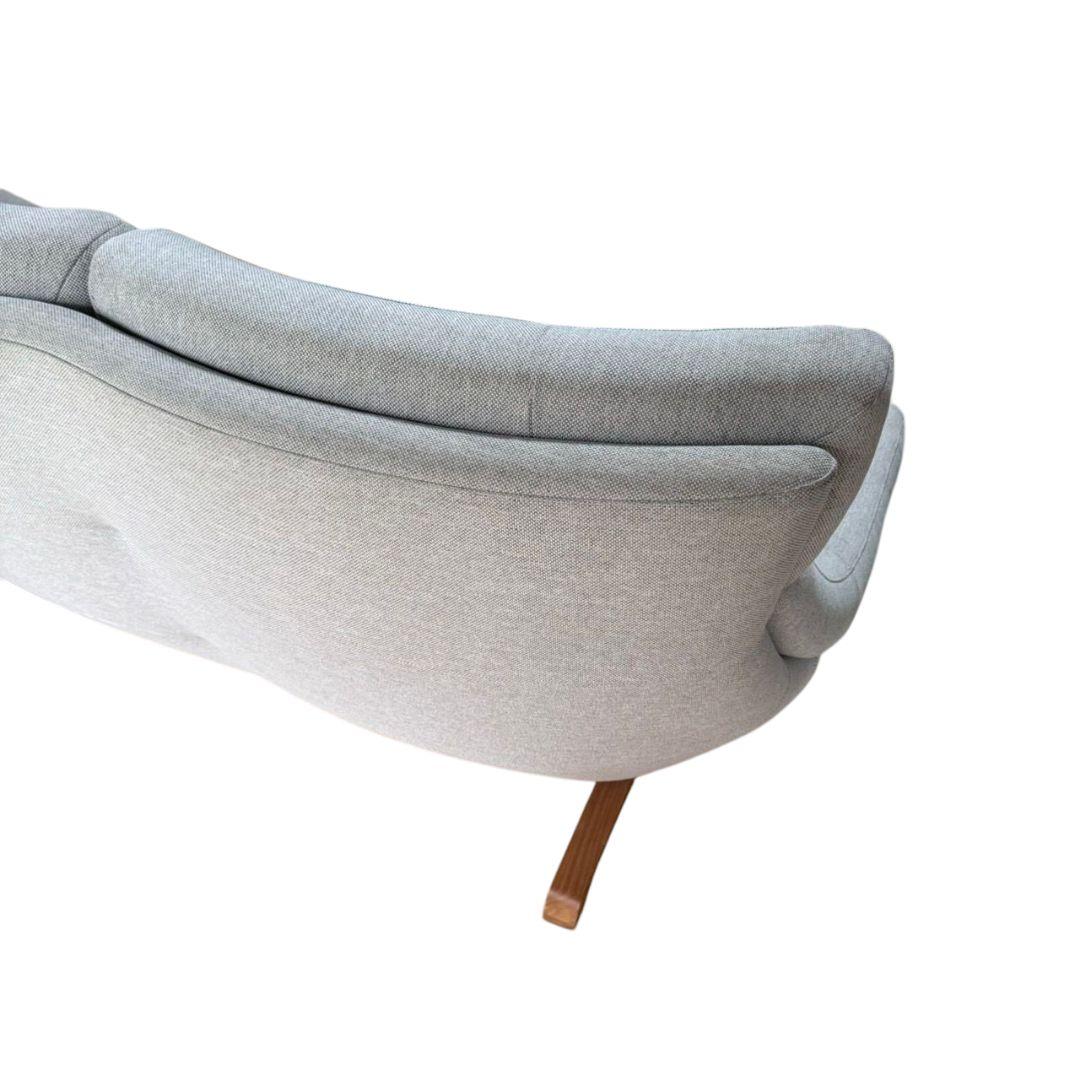 カリモク UU4603/UU4653 3人掛け　布ファブリックソファ