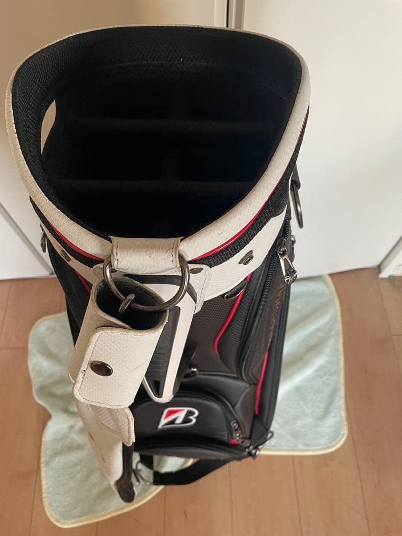 ブリヂストン　プロレプリカキャディバッグ　CBG301 ホワイト