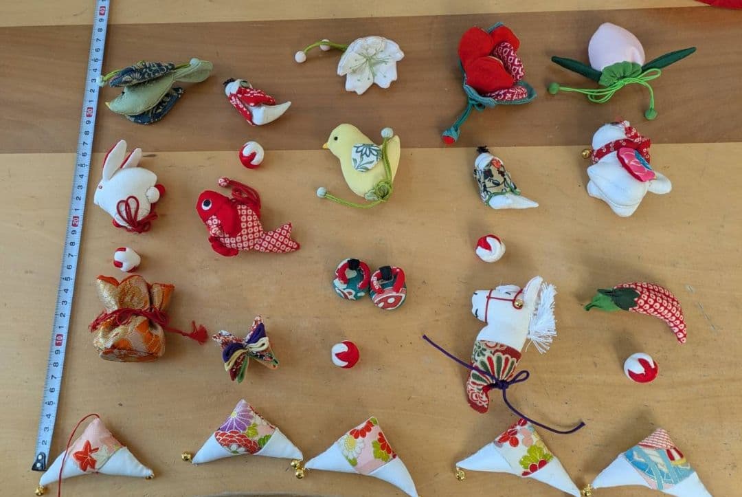 吊るし飾り　吊るし雛　桃の節句の輪下げ