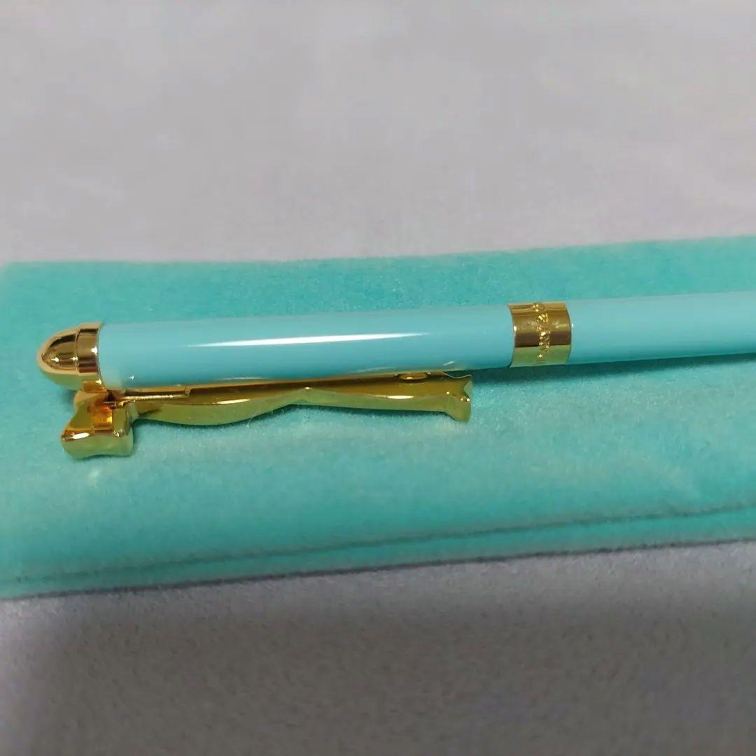 新品　未使用 ティファニーボールペンゴールドリボン　黒替芯3本つき　箱に汚れあり