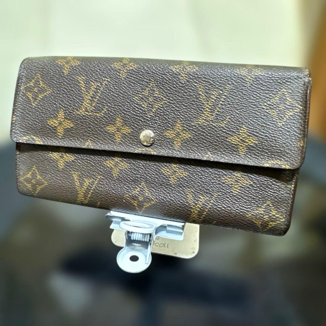 11☆良品♪カード10枚タイプ☆サラ長財布