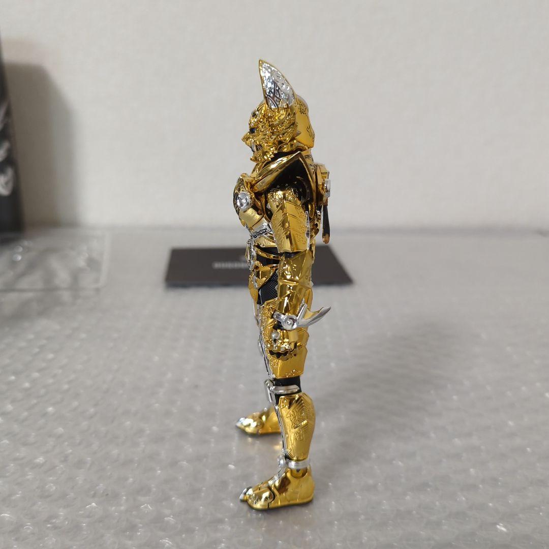 ※専用中【希少・美品】S.H.フィギュアーツ 黄金騎士ガロ 冴島雷牙 真骨彫製法