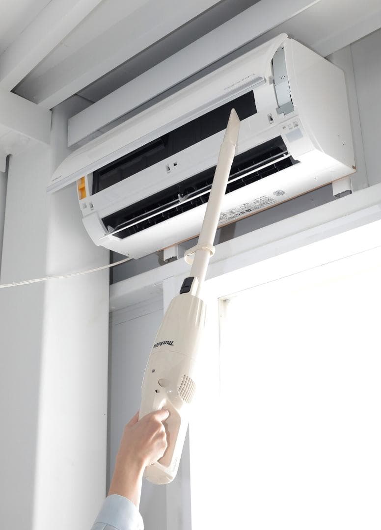 日本製 マキタ NEWコードレスクリーナー　レッド