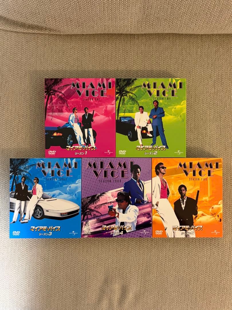 マイアミバイス ドラマ　シーズン1-5 全話収録コンプリートDVDボックスセット
