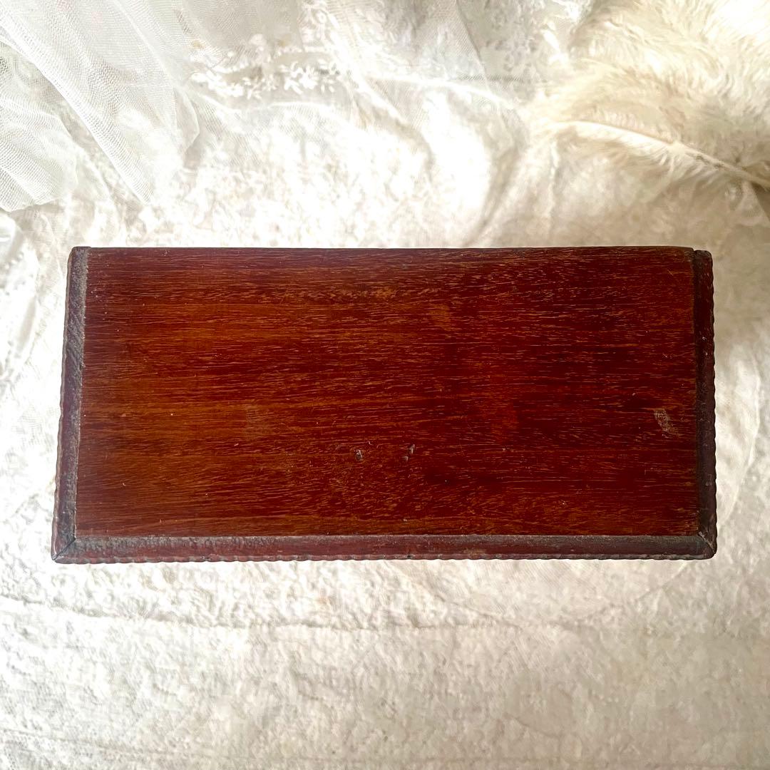 ドールキャビネット　フランスアンティーク　カップボード　ディネット　引き出し付き