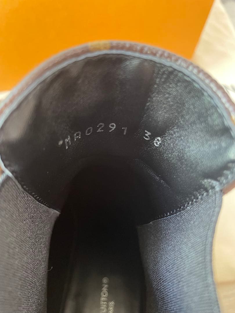 【期間限定特価値下げ中】ルイヴィトン ボブールアンクルブーツ 38 サイドゴア