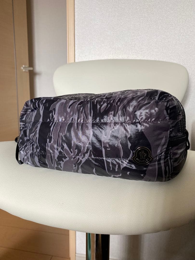 RIMOWA×MONCLER 迷彩ダブルジッパー ポーチ