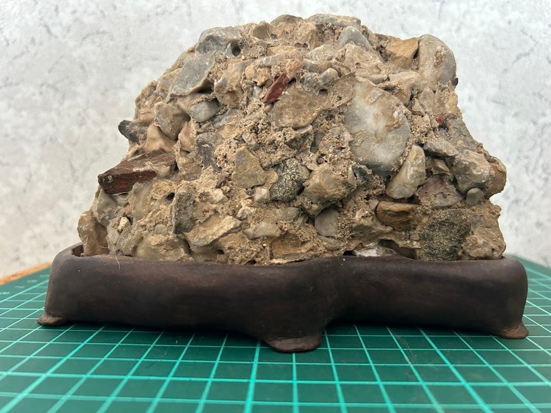 自然石【台付き】 さざれ石