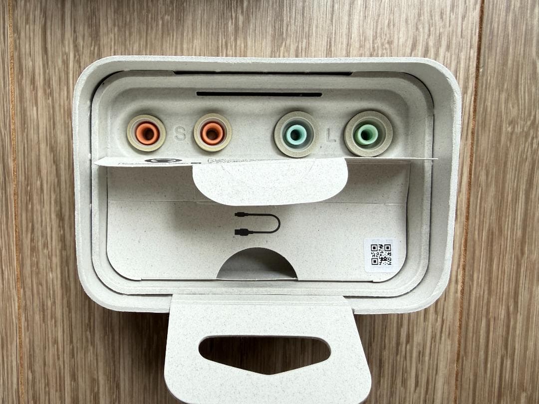 ソニー WF-1000XM4 ワイヤレスノイズキャンセリングステレオヘッドセット