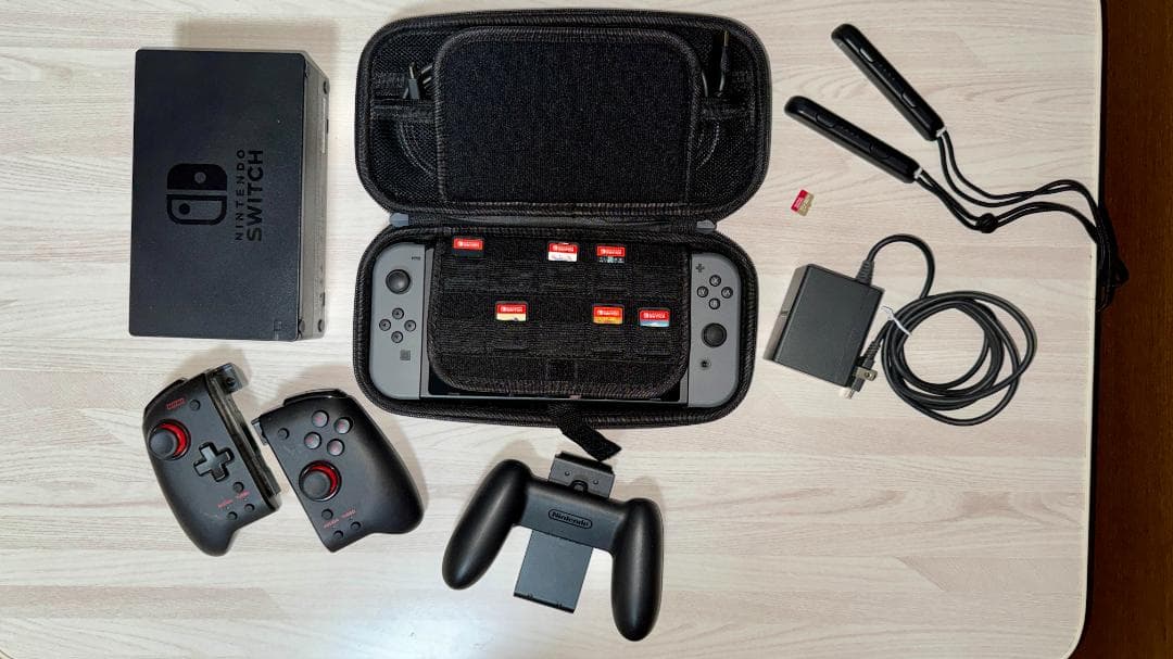 Nintendo Switch 本体＋ゲームセット＋アクセセリー