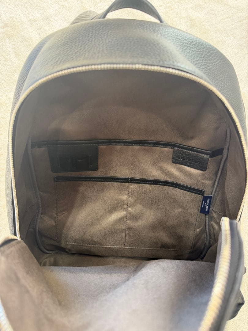 ペッレモルビダ MB060A Maidan Voyage黒レザーリュック