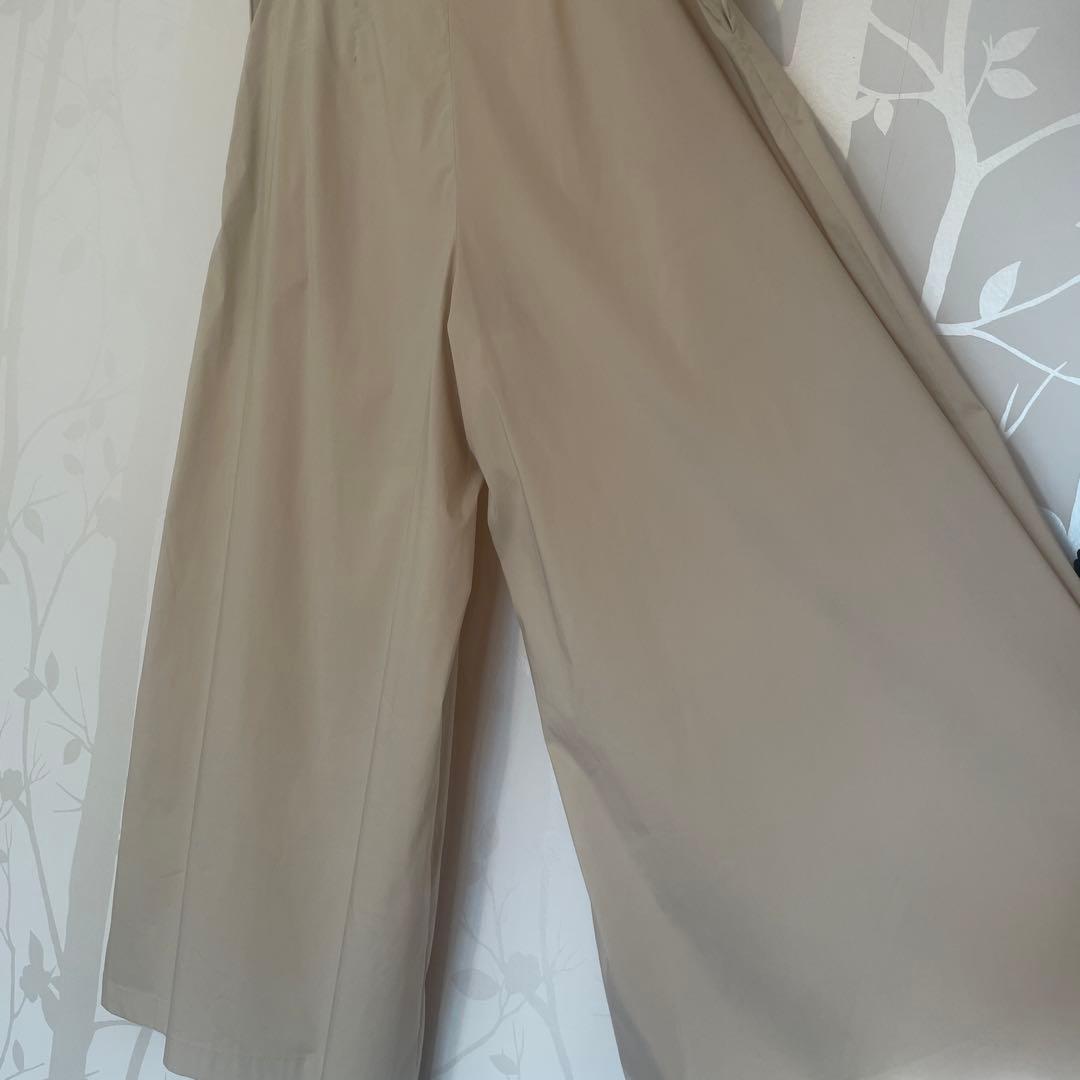 【新品】リビアナコンティ　パンツ　ワイドパンツ　ベージュ　ストレッチ　44 3L