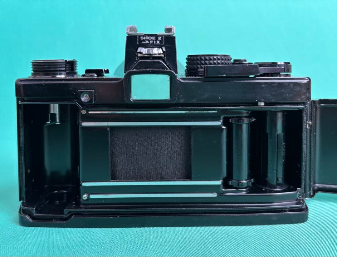 ★ OLYMPUS OM-2 + 標準レンズ 50mm