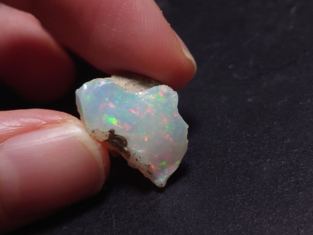エチオピア　オパール　ジュエリーグレード　原石　鉱物標本