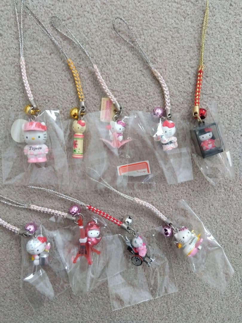 サンリオご当地キティキーホルダー　まとめ売り 94個セット