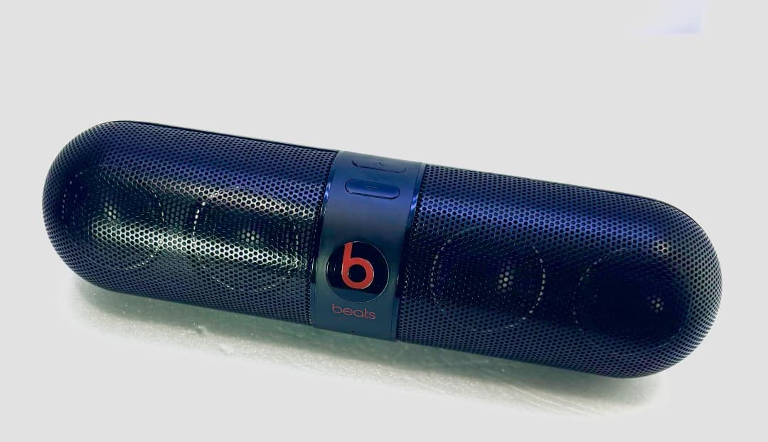 スピーカー・ウーファー Beats Pill 2.0 Bluetooth Speaker + Stand