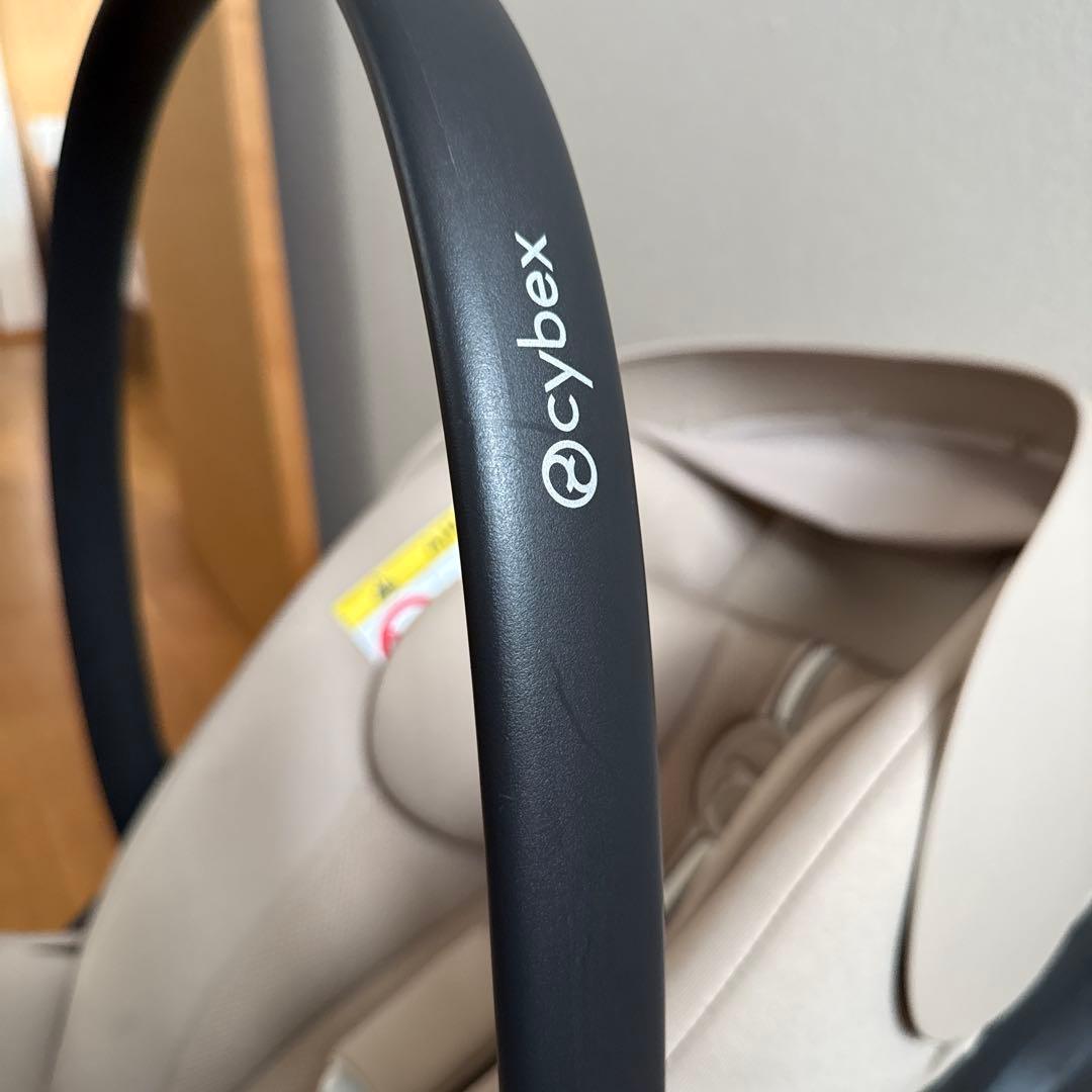 【Carson st.r*さま専用】Cybex チャイルドシート
