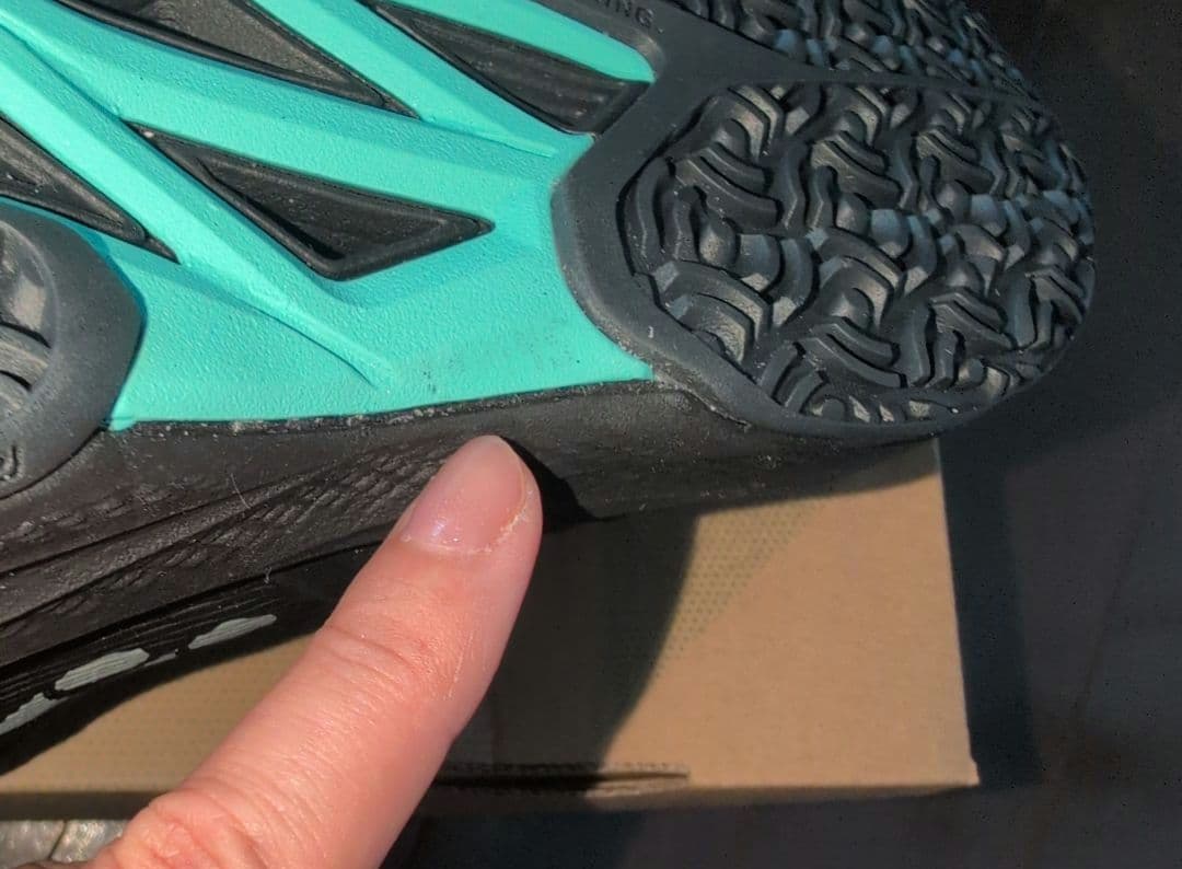 YONEX パワークッション　ソニケージワイド　 テニスシューズ 4E 黒