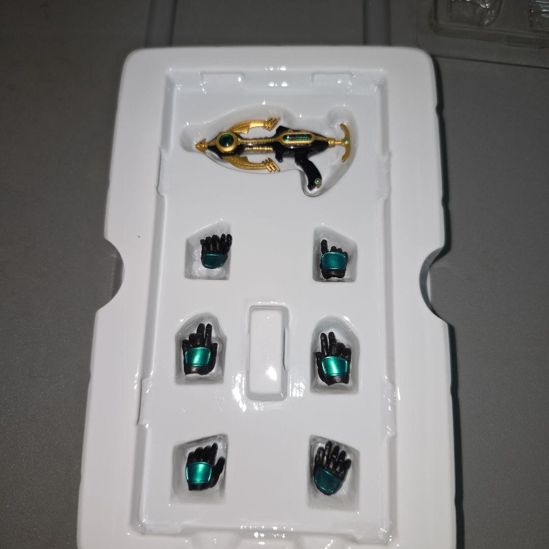 s.h　真骨彫製法　仮面ライダークウガ　ペガサスフォーム　フィギュア　真骨頂