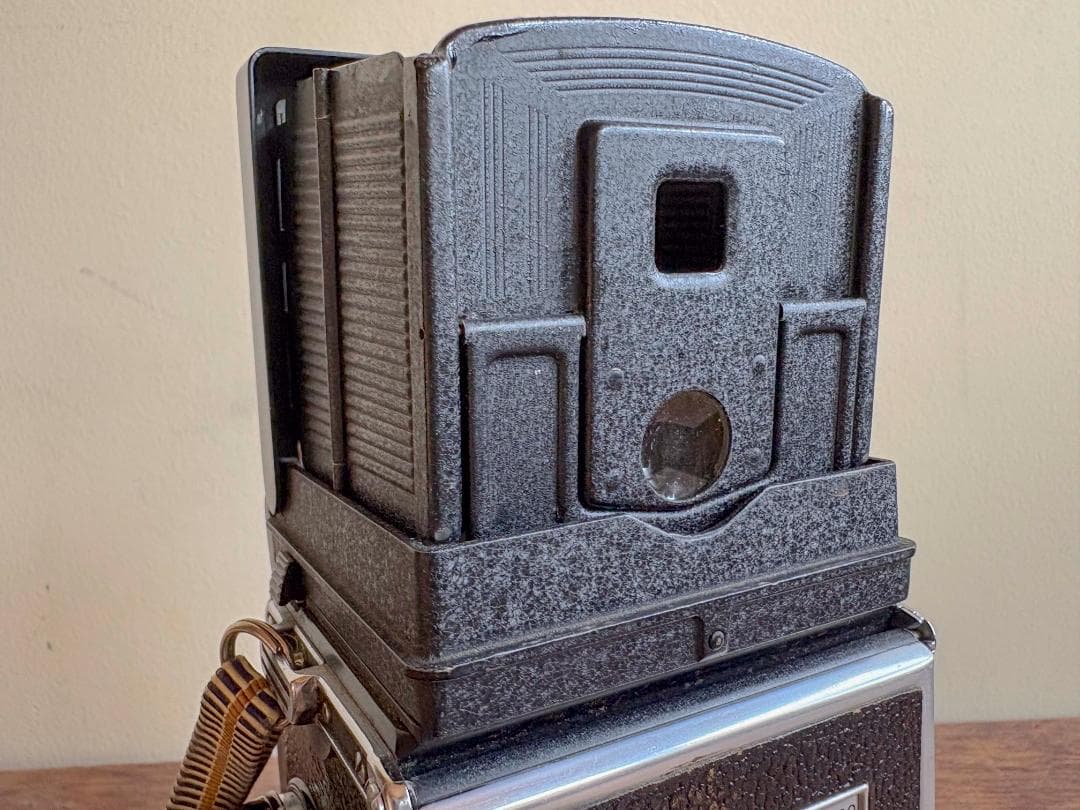 値下依頼お断り　ローライフレックス　プラナー７５ミリ　F3.5　実働品　機関良好