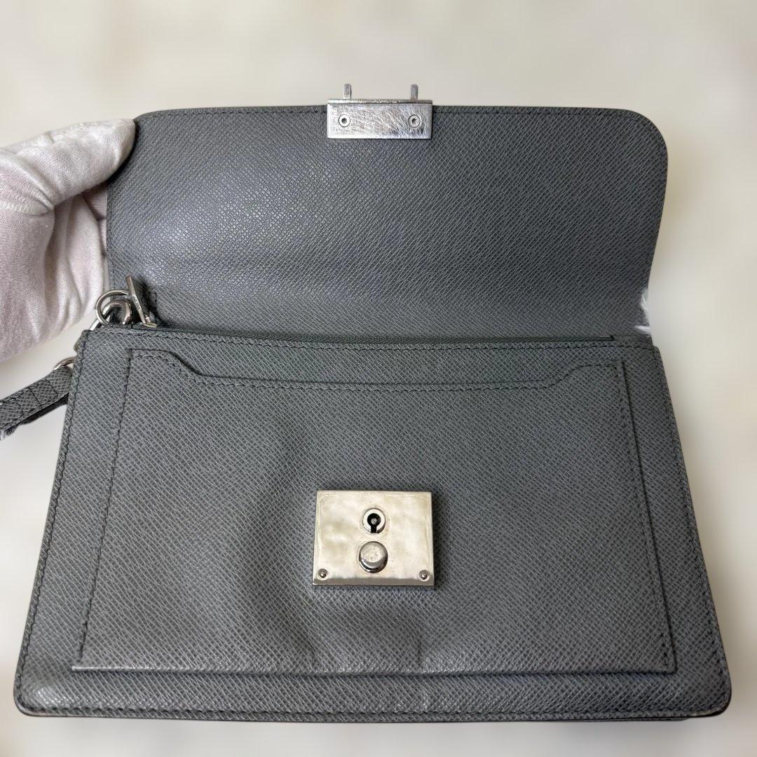 Louis Vuitton ルイヴィトン タイガ セカンドバッグ 正規品