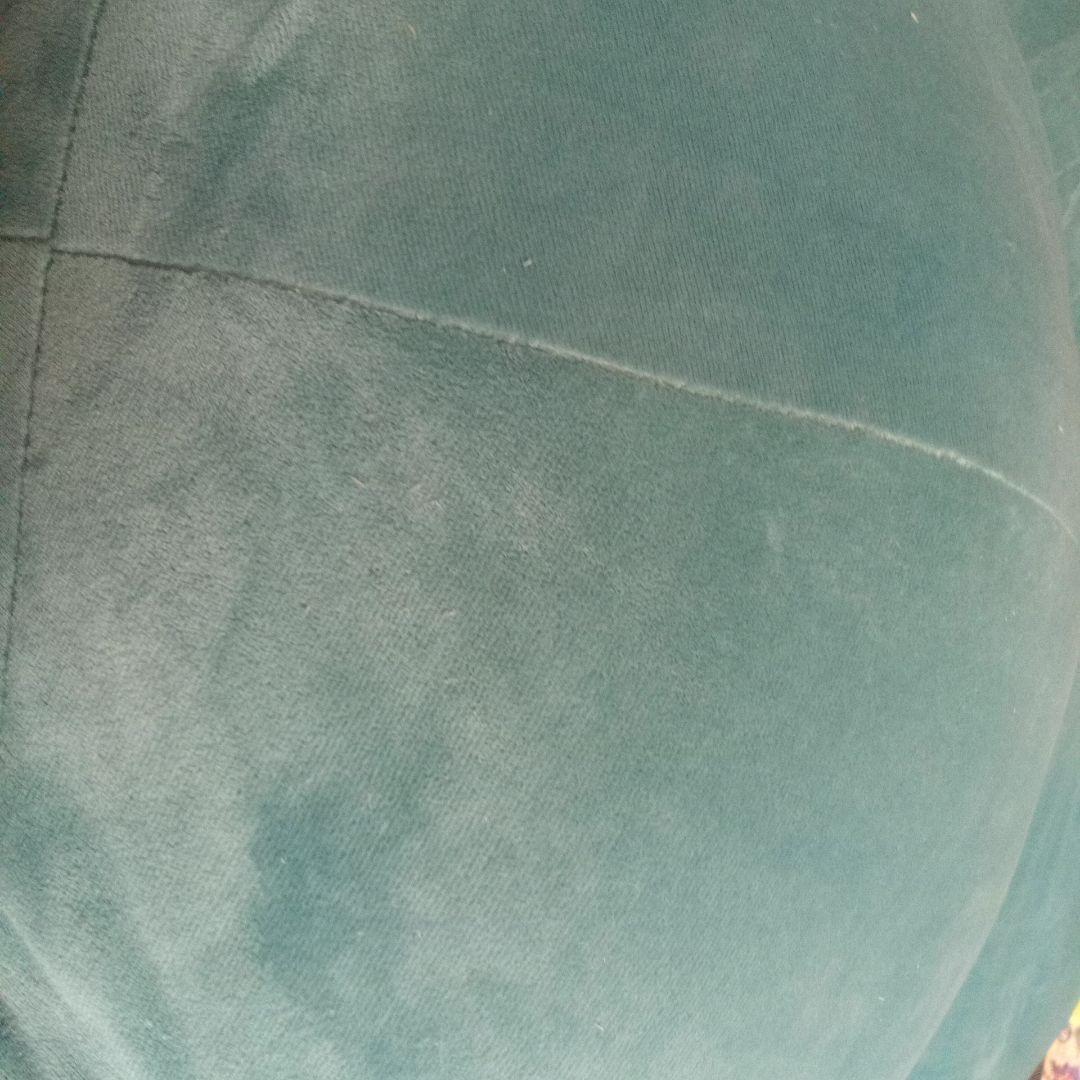 絶対に起きられないカビゴンクッション　ぬいぐるみ　巨大サイズ