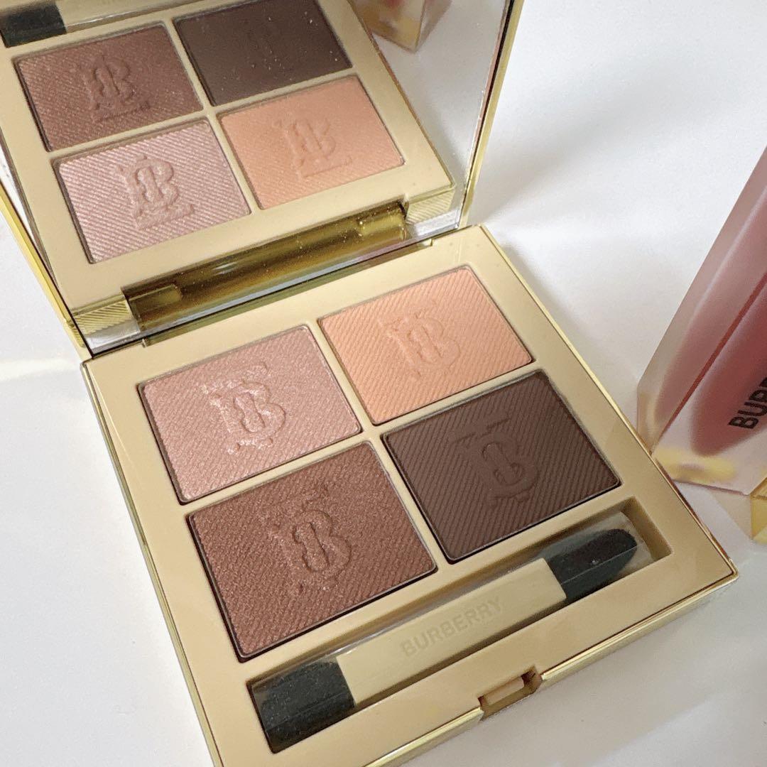 BURBERRY アイシャドウパレットとリップセット