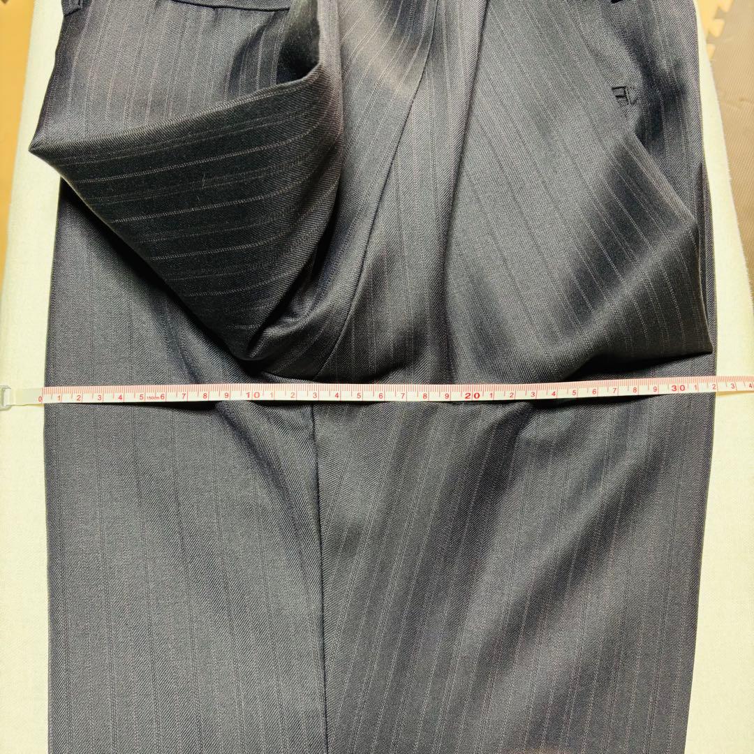 ※週末限定セール【新品同様】ゼニア　 スーツ　段返り三つボタン　サイドベンツ