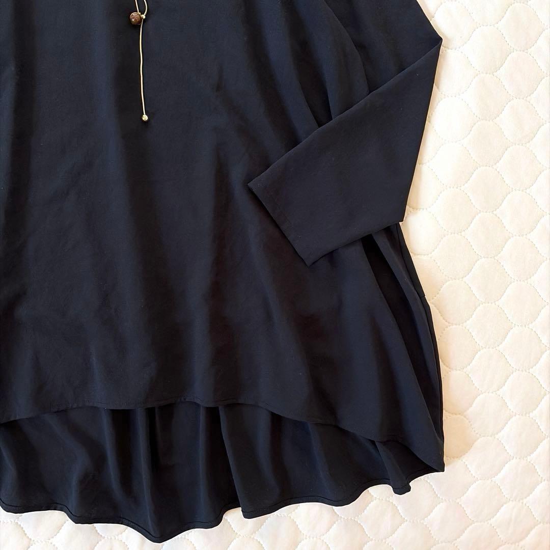 【美品】BEARDSLEY 後ろドレープTブラウス　ブラック　FREEサイズ