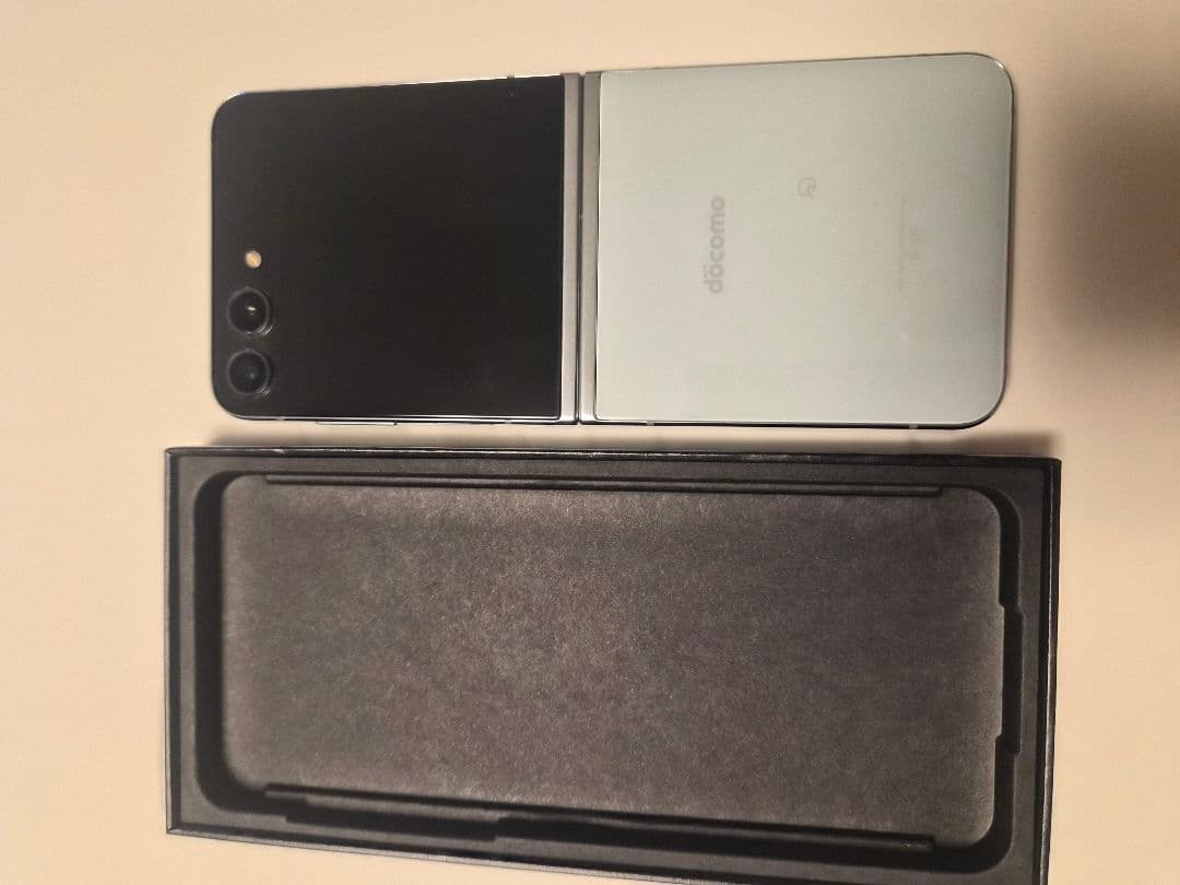 SC-54D GalaxyZ Flip 5 256GB ドコモ【即購入・配送可】