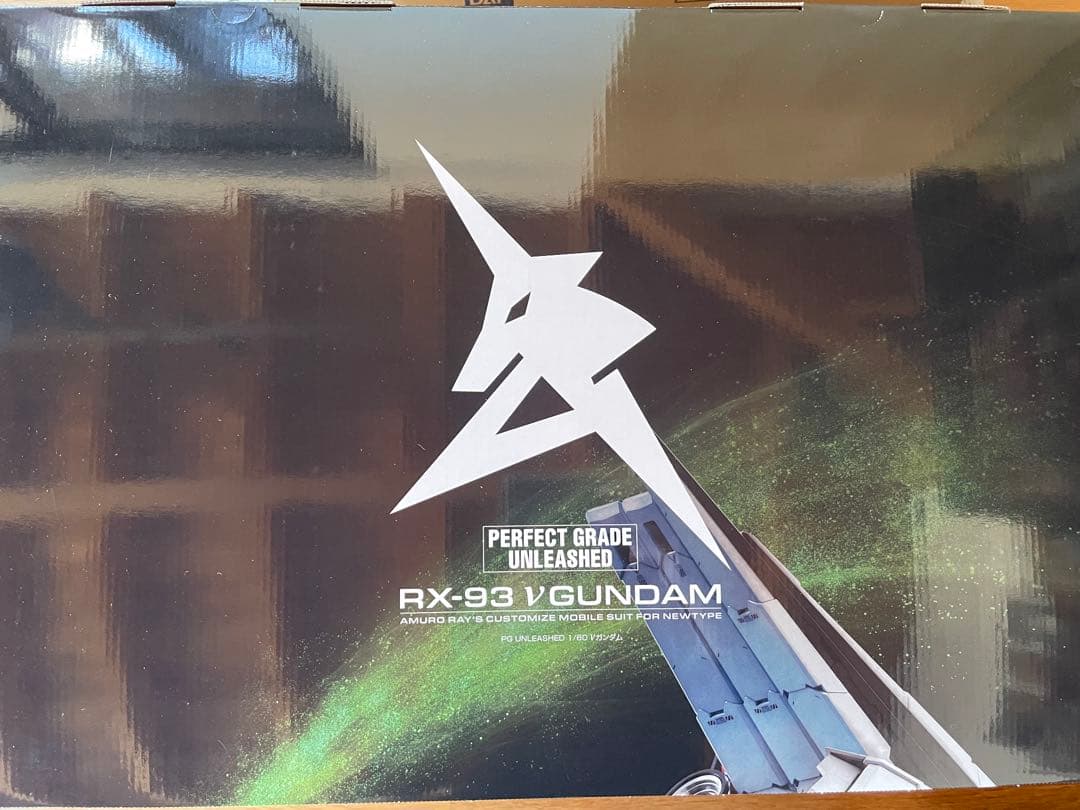 【新品】バンダイ PG unleashed 1/60 νガンダム&LEDセット