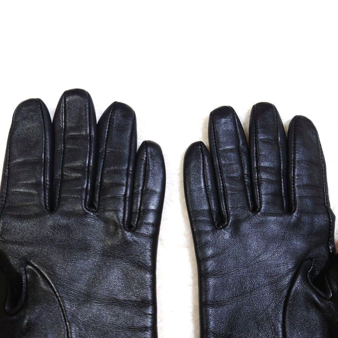 レザー手袋 オーブボタン 美品 ヴィヴィアンウエストウッド ブラック 内オーブ柄