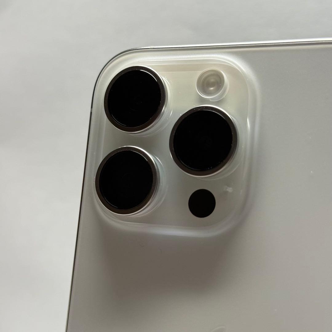 【美品】iPhone 15Pro 256GB SiMフリー