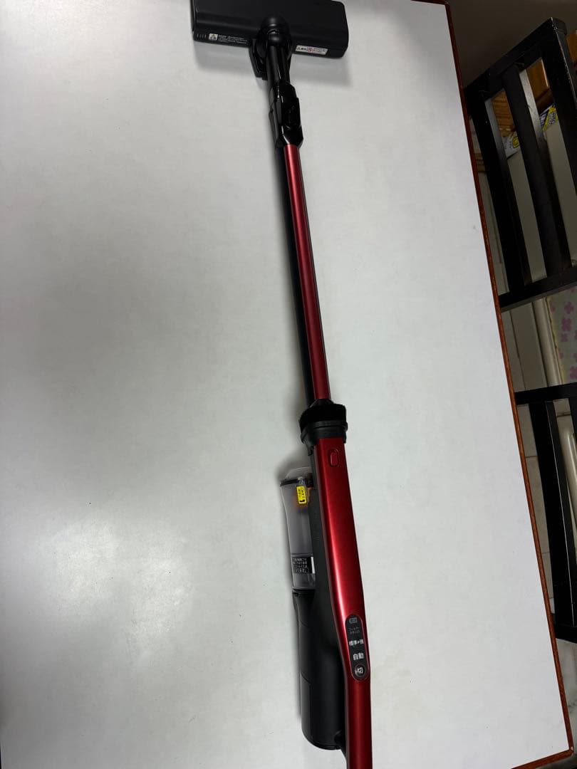 日立 スティッククリーナー 本体 レッド/ 充電スタンド付き　布団クリーニグ