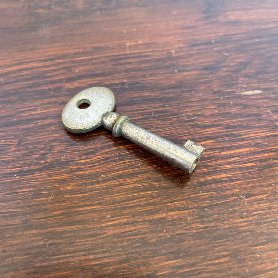 イギリスアンティーク家具　 ガラスキャビネット