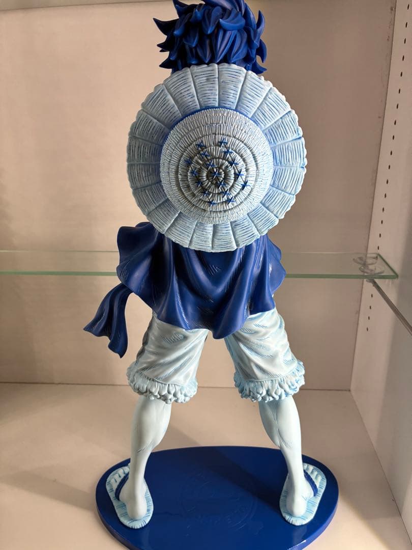 ワンピース　ベースショップくじ　ラストワン　ルフィ　フィギュア