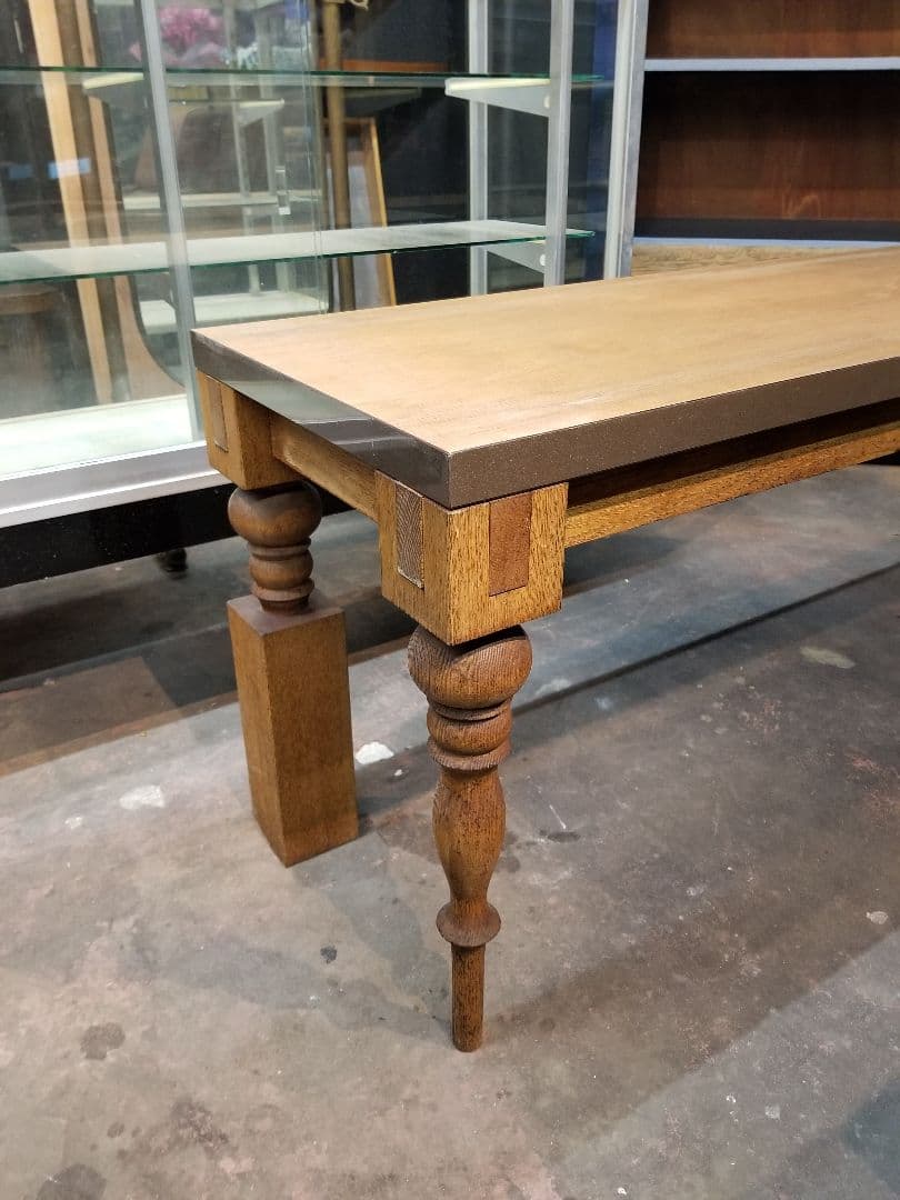 オーダーメイド　アート　スピンドル　レッグス　ロング　サイドボード　テーブル