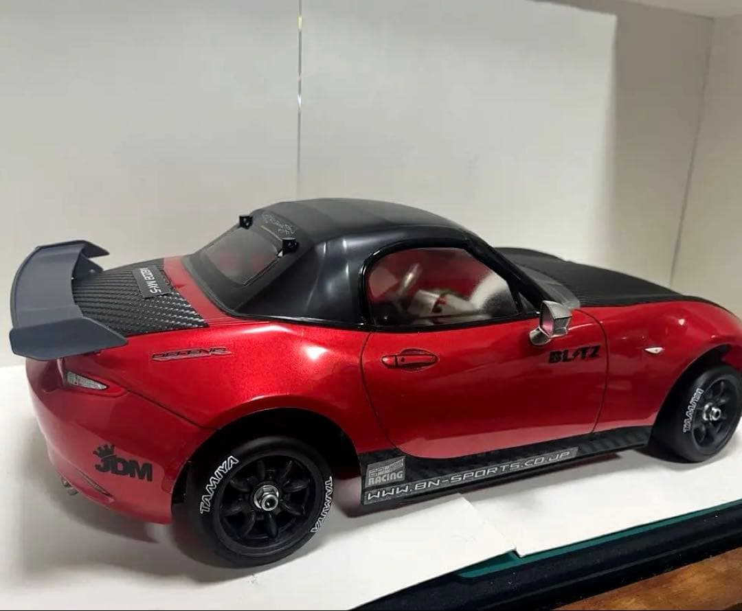 ラジコン 1/10 タミヤXB マツダ ロードスター レッドボディとタイヤセット